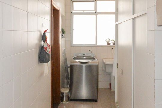 Área de serviço de apartamento para alugar com 3 quartos, 138m² em Tijuca, Rio de Janeiro