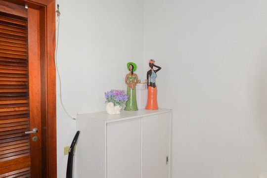 Quarto de serviço de apartamento para alugar com 3 quartos, 138m² em Tijuca, Rio de Janeiro