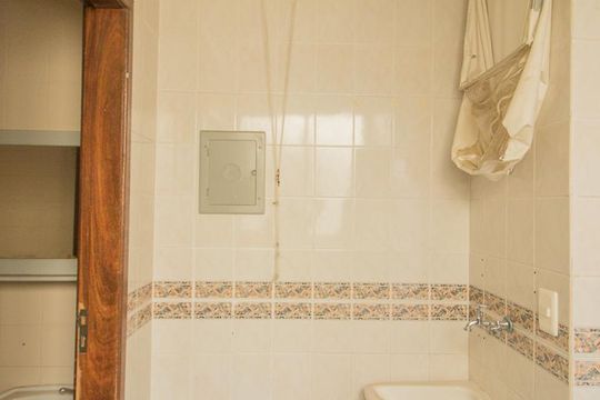 Área de Servio de apartamento para alugar com 3 quartos, 95m² em Bonfim, Belo Horizonte