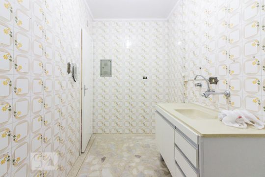 Cozinha de apartamento à venda com 2 quartos, 54m² em Santa Teresinha, São Paulo