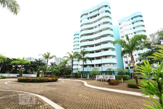 Fachada  de apartamento à venda com 2 quartos, 77m² em Barra da Tijuca, Rio de Janeiro