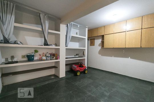 Copa  de casa à venda com 4 quartos, 250m² em Vila Gumercindo, São Paulo