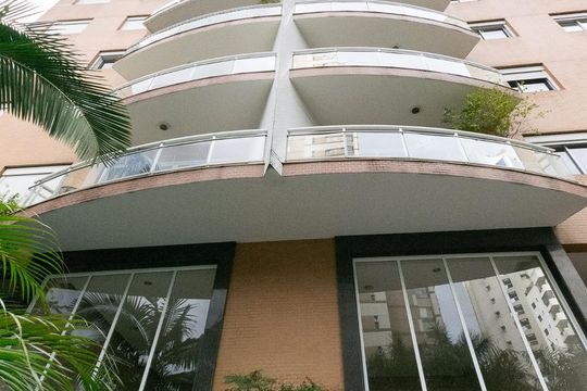 Fachada de apartamento para alugar com 3 quartos, 110m² em Itaim Bibi, São Paulo