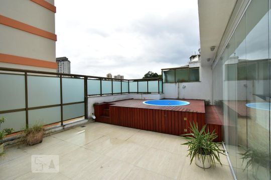 Piscina  de apartamento à venda com 3 quartos, 165m² em Ingá, Niterói