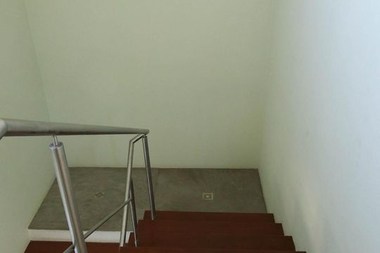 Escada de casa à venda com 3 quartos, 337m² em Jardim Santa Adelaide, Jundiaí