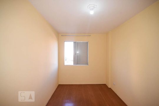 Quarto 2 de apartamento para alugar com 2 quartos, 64m² em Jardim Bonfiglioli, São Paulo