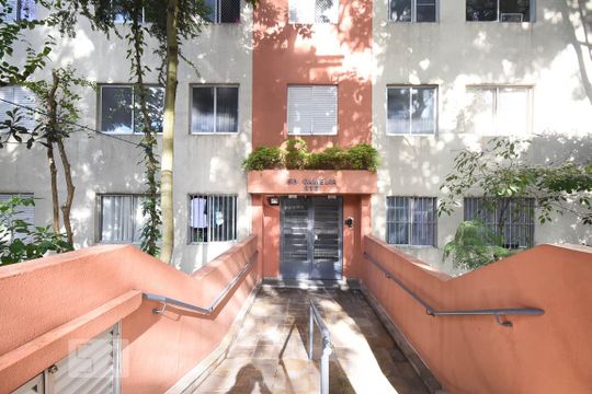 Entrada de apartamento à venda com 2 quartos, 64m² em Jardim Bonfiglioli, São Paulo