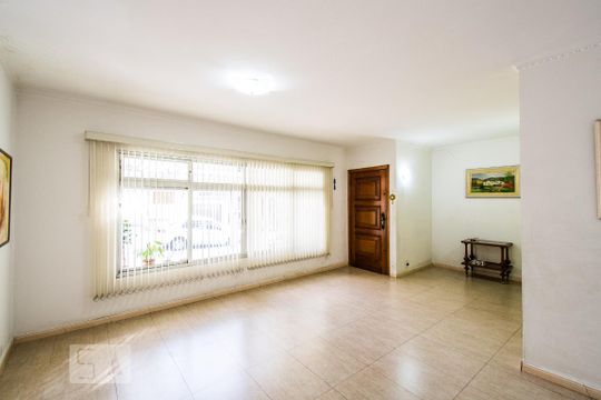Casa para alugar com 3 quartos, 250m² em Jardim da Saúde, São Paulo