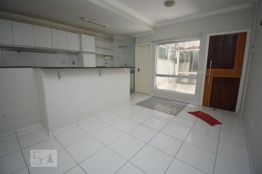 Apartamento para alugar com 2 quartos, 44m² em Guará Ii, Brasília