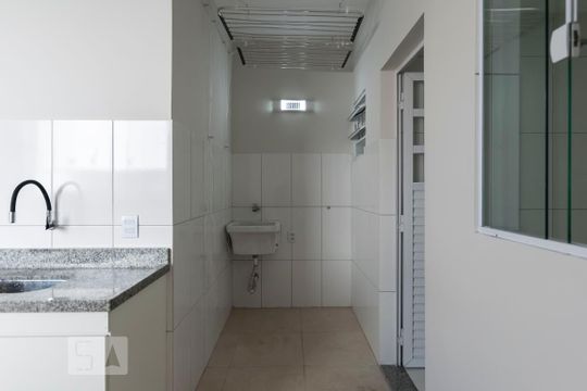 Área de serviço de casa para alugar com 2 quartos, 120m² em Bosque da Saúde, São Paulo