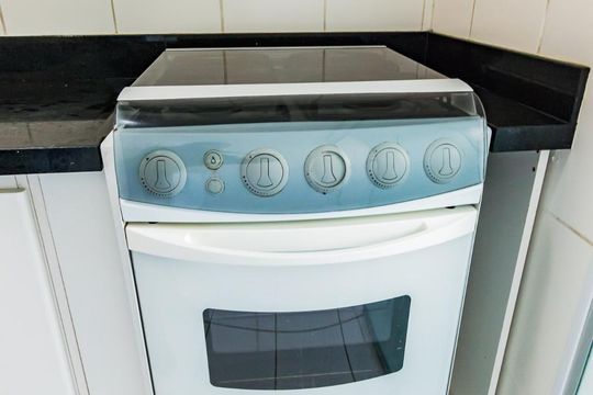 Cozinha de apartamento à venda com 2 quartos, 49m² em Jardim Myrian Moreira da Costa, Campinas