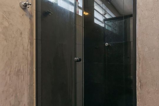 Banheiro de kitnet/studio à venda com 1 quarto, 40m² em Vila Brasílio Machado, São Paulo