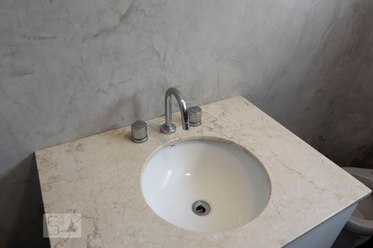 Banheiro (Pia) de kitnet/studio à venda com 1 quarto, 40m² em Vila Brasílio Machado, São Paulo