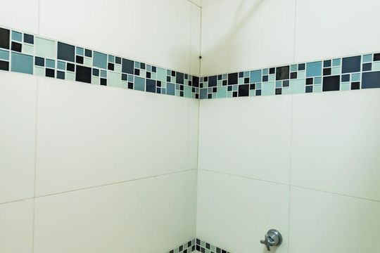 Banheiro  de apartamento para alugar com 1 quarto, 56m² em Centro, Campinas