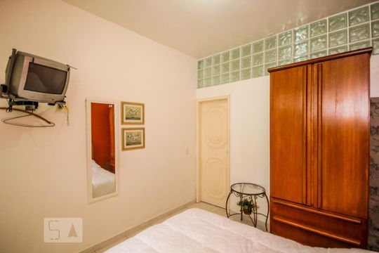 Quarto  de apartamento para alugar com 1 quarto, 50m² em Copacabana, Rio de Janeiro