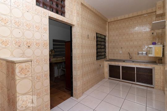 Cozinha de casa de condomínio para alugar com 4 quartos, 120m² em Lins de Vasconcelos, Rio de Janeiro