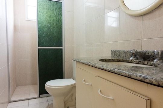 Banheiro de apartamento para alugar com 3 quartos, 57m² em Vila Butantãaw1all, São Paulo