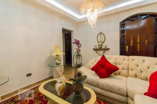 Sala de casa à venda com 3 quartos, 300m² em Vila Galvão, Guarulhos