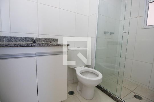 Banheiro da Suíte de apartamento para alugar com 3 quartos, 65m² em Jardim Caboré, São Paulo