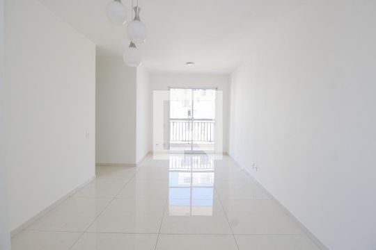 Apartamento para alugar com 3 quartos, 65m² em Jardim Caboré, São Paulo