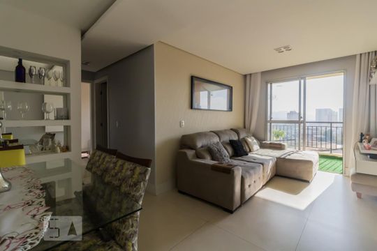 Apartamento à venda com 2 quartos, 64m² em Picanço, Guarulhos