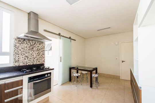 Cozinha de apartamento para alugar com 3 quartos, 168m² em Cambuci, São Paulo