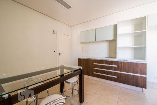 Cozinha de apartamento para alugar com 3 quartos, 168m² em Cambuci, São Paulo