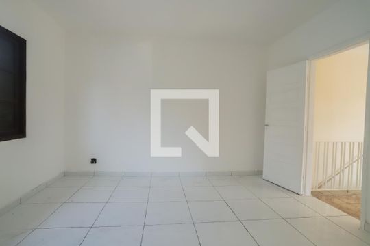 Quarto 1 de casa para alugar com 3 quartos, 150m² em Lapa, São Paulo