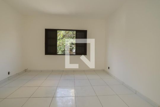 Quarto 1 de casa para alugar com 3 quartos, 150m² em Lapa, São Paulo