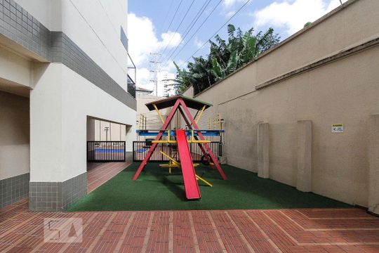 Área Comum - Playground de apartamento para alugar com 3 quartos, 80m² em Vila Bertioga, São Paulo
