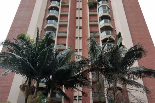 Fachada de apartamento à venda com 2 quartos, 60m² em Liberdade, São Paulo