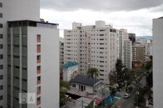 Vista de apartamento à venda com 2 quartos, 60m² em Liberdade, São Paulo