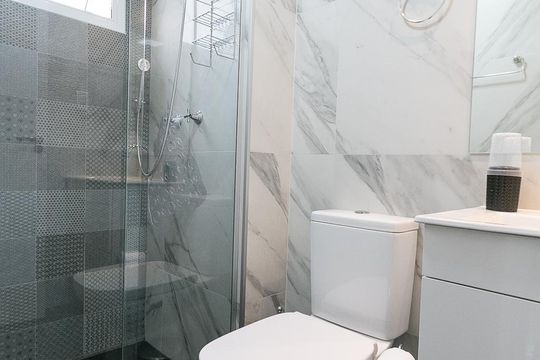 Banheiro da suíte  de apartamento à venda com 2 quartos, 61m² em Ipiranga, São Paulo