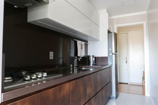 Cozinha de apartamento à venda com 2 quartos, 67m² em Boa Vista, Porto Alegre
