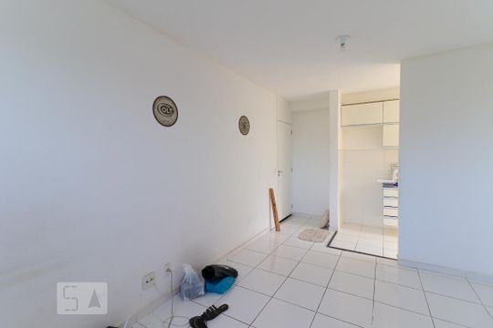 Sala de apartamento à venda com 3 quartos, 60m² em Vargem Pequena, Rio de Janeiro