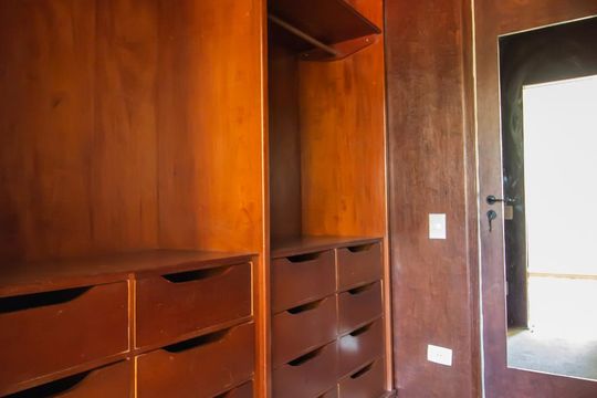 Quarto 2 closet de apartamento à venda com 2 quartos, 69m² em Vila Madalena, São Paulo