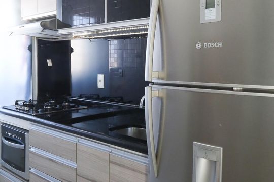 Cozinha de apartamento para alugar com 2 quartos, 50m² em Vila Paiva, São Paulo