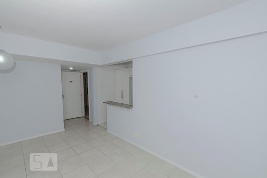 Sala de apartamento para alugar com 3 quartos, 79m² em São Cristóvão, Rio de Janeiro