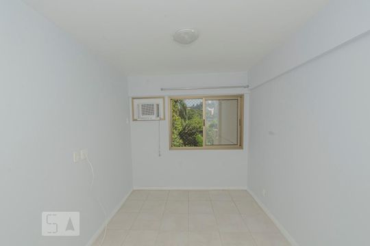 Suíte de apartamento para alugar com 3 quartos, 79m² em São Cristóvão, Rio de Janeiro
