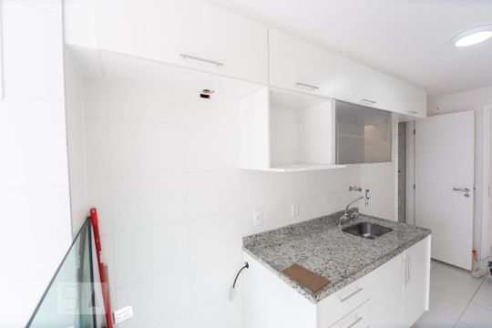 Cozinha de apartamento à venda com 3 quartos, 91m² em Recreio dos Bandeirantes, Rio de Janeiro