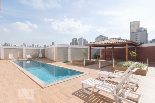 Piscina de apartamento para alugar com 1 quarto, 45m² em Vila Paulicéia, São Paulo