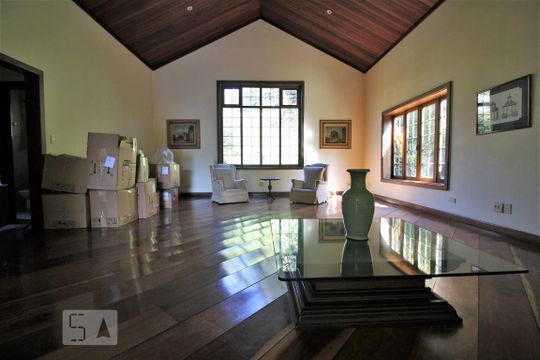 Casa à venda com 4 quartos, 570m² em Vila Morumbi, São Paulo