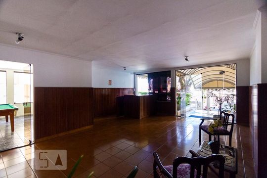 Hall social de apartamento à venda com 2 quartos, 68m² em Chácara Inglesa, São Paulo