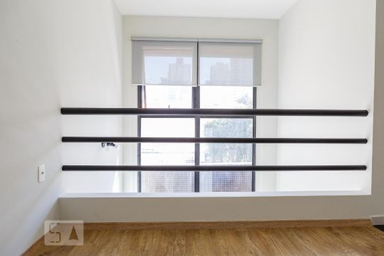 Quarto de apartamento à venda com 1 quarto, 43m² em Pinheiros, São Paulo
