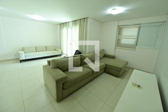 Sala de apartamento para alugar com 3 quartos, 100m² em Alto da Glória, Goiânia