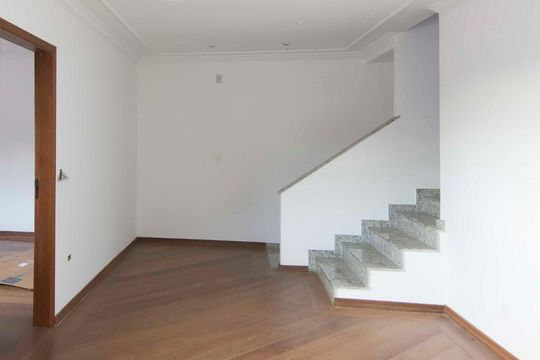 Sala 2 de casa à venda com 5 quartos, 342m² em Jardim Franca, São Paulo