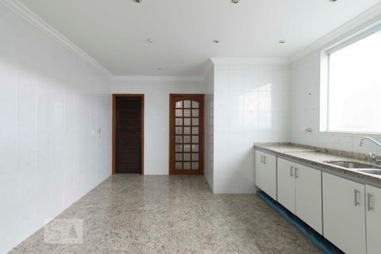Cozinha de casa à venda com 5 quartos, 342m² em Jardim Franca, São Paulo