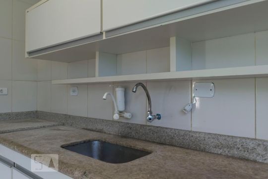Cozinha (Pia) de casa à venda com 3 quartos, 400m² em Saúde, São Paulo