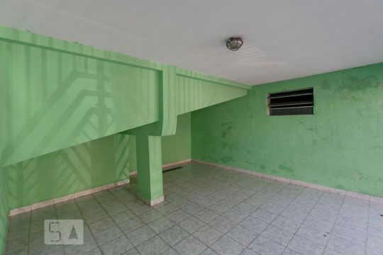 Garagem de casa à venda com 3 quartos, 400m² em Saúde, São Paulo
