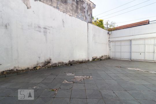 Quintal de casa à venda com 2 quartos, 150m² em Chácara Santo Antônio (zona Sul), São Paulo